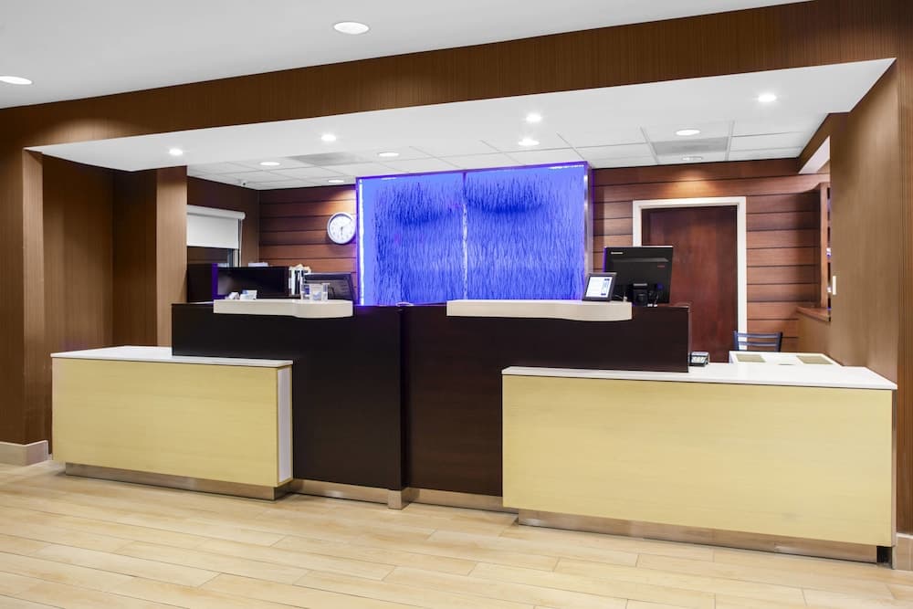 Spark by Hilton Macon North interior in Macon, GA — gallery photo 2