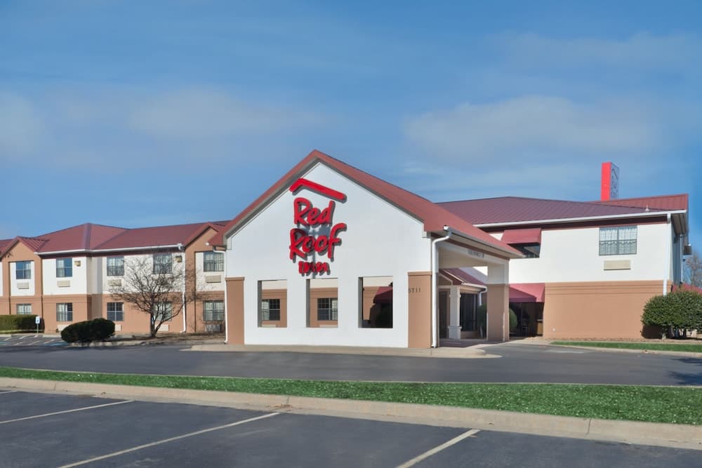Red Roof Inn North Little Rock featured exterior or lobby in North Little Rock, AR — similar hotel