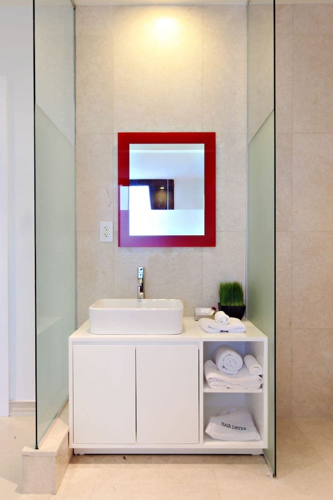 The One Boutique Hotel gallery photo in Carrollton, TX — image 41