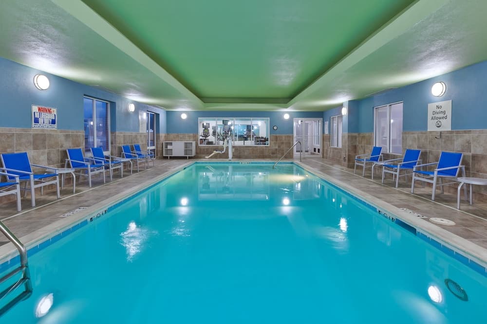 Holiday Inn Express & Suites Dayton South Franklin by IHG property views in Franklin, OH — gallery photo 3