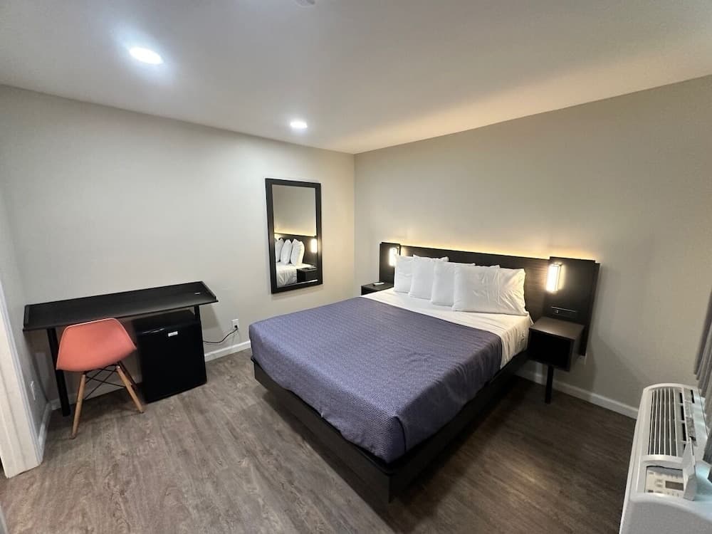 La Casita Inn property views in Wilmington — gallery photo 3