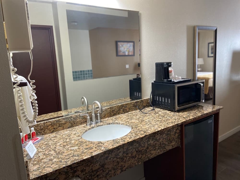 Toppenish Inn and Suites gallery photo in Toppenish, WA — image 4