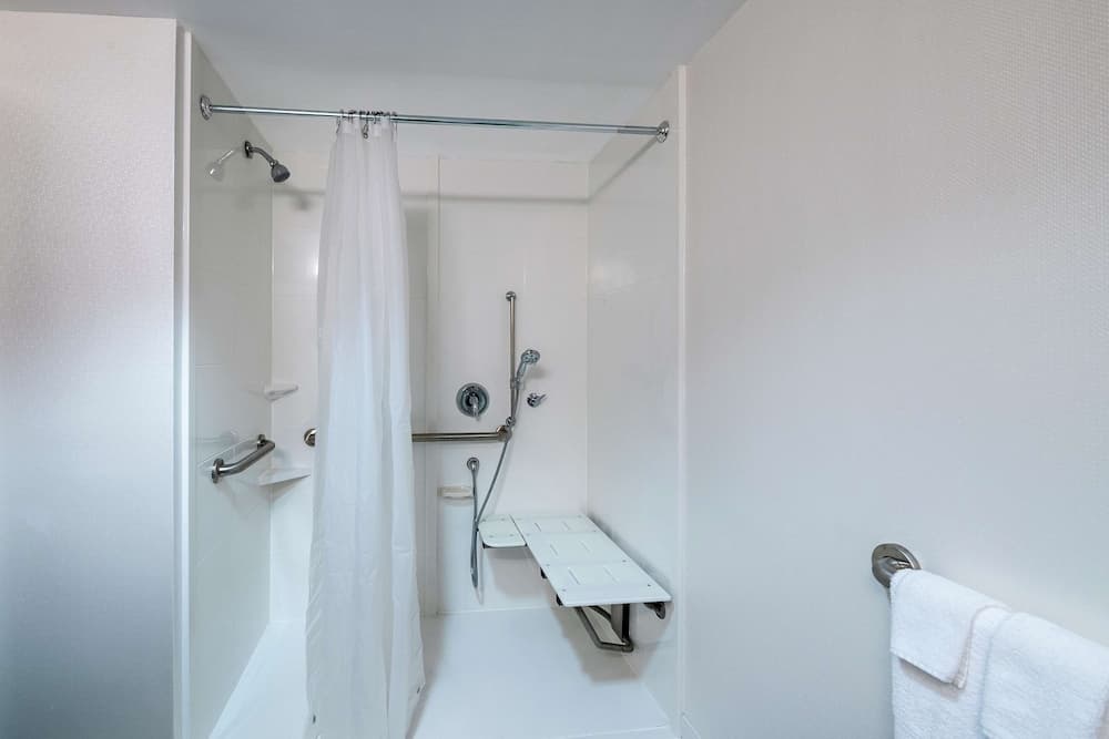 Hampton Inn Gainesville gallery photo in Gainesville, GA — image 21