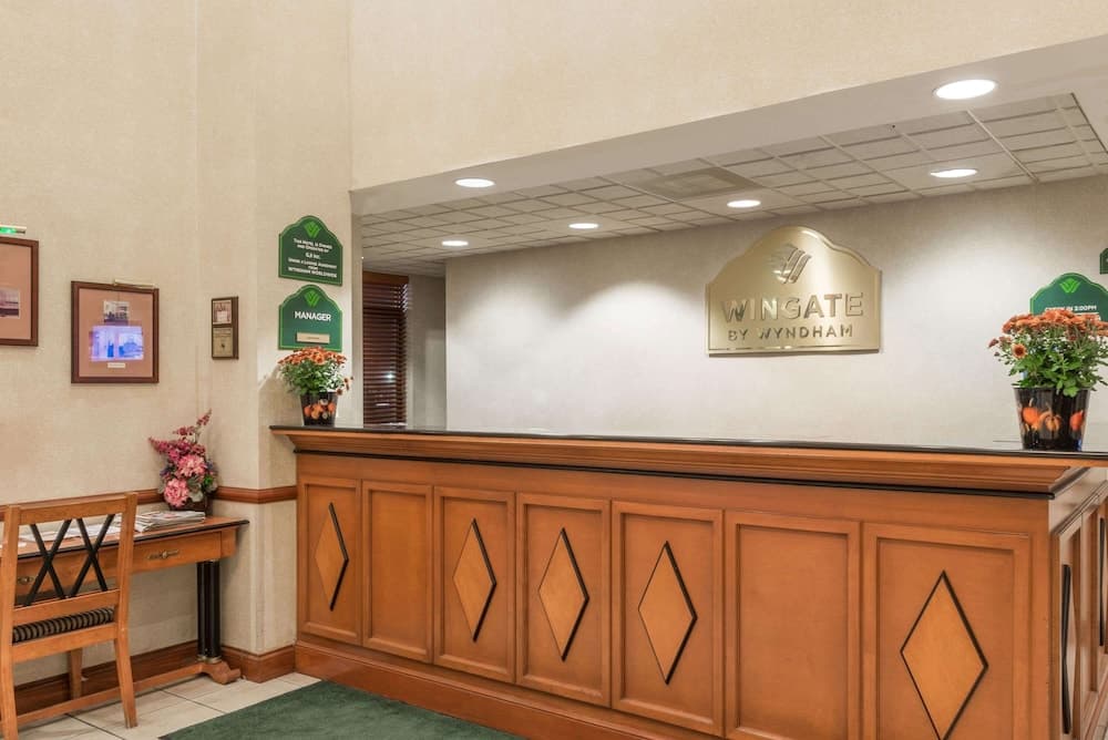 Wingate by Wyndham Indianapolis Airport-Rockville Rd. interior in Indianapolis, IN — gallery photo 2