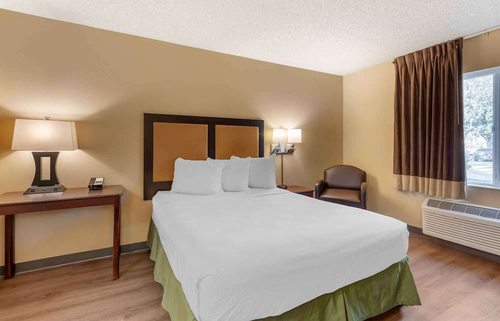 Extended Stay America Suites Los Angeles Ontario Airport interior in Ontario, CA — gallery photo 2
