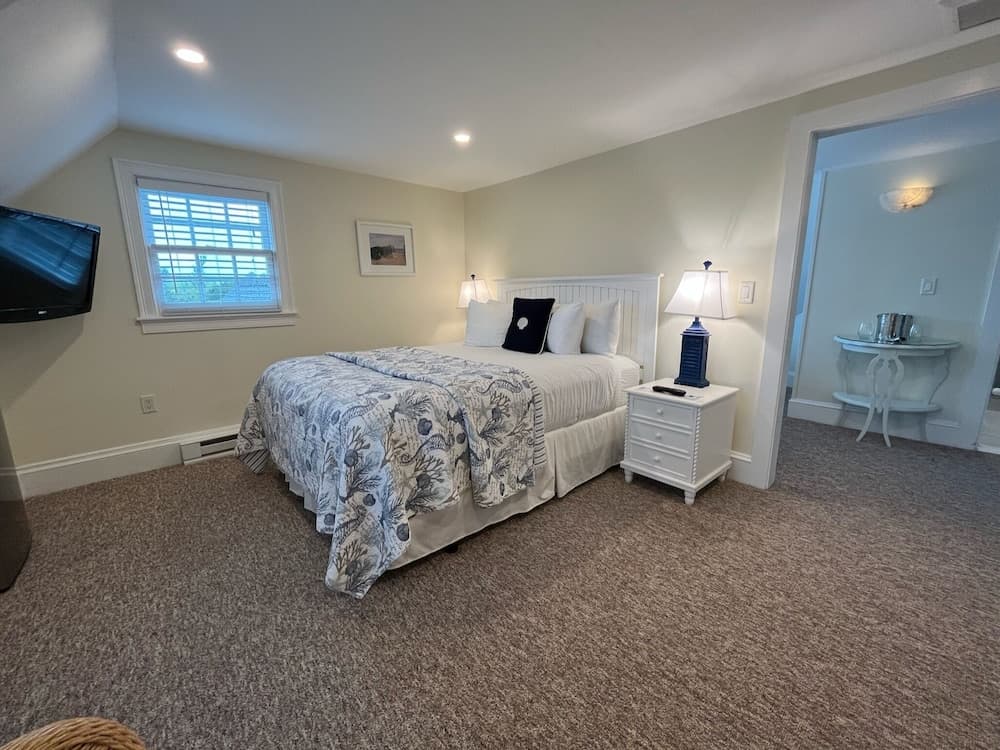 Beach Breeze Inn gallery photo in Falmouth, MA — image 59