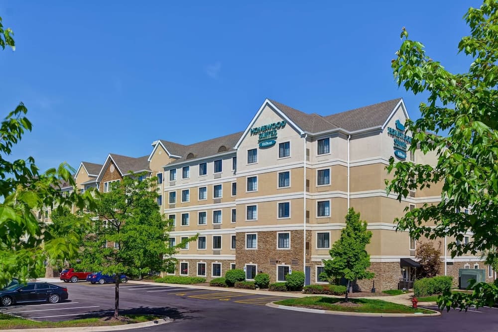 Homewood Suites by Hilton Aurora Naperville featured exterior or lobby in Aurora, IL — similar hotel