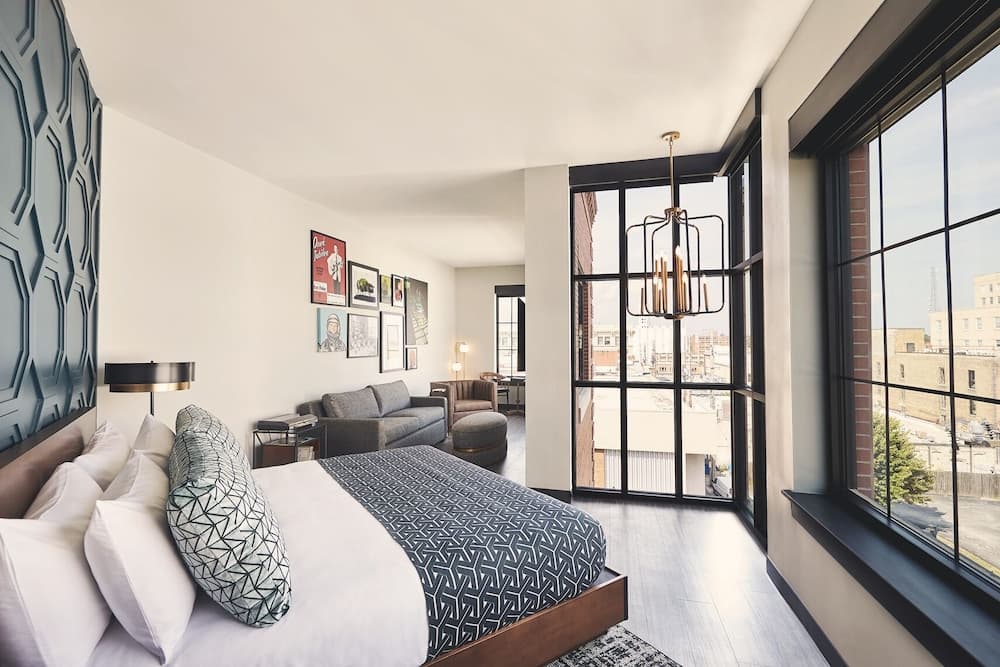 Hotel Vandivort gallery photo in Springfield, MO — image 34