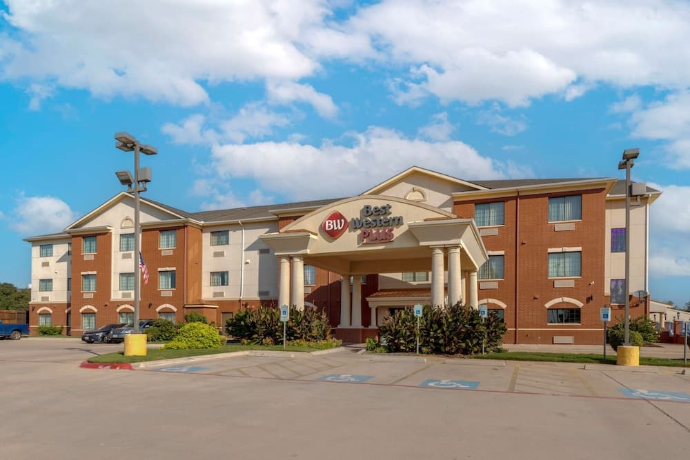 Best Western Plus Sweetwater Inn & Suites featured exterior or lobby in Sweetwater, TX — similar hotel