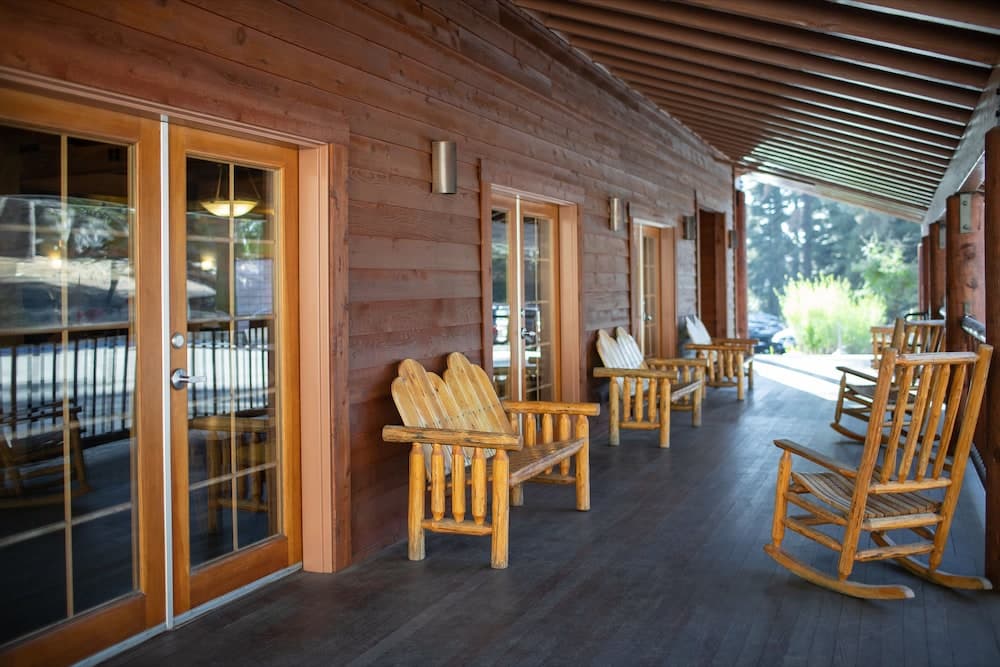 John Muir Lodge gallery photo in Hume, CA — image 33