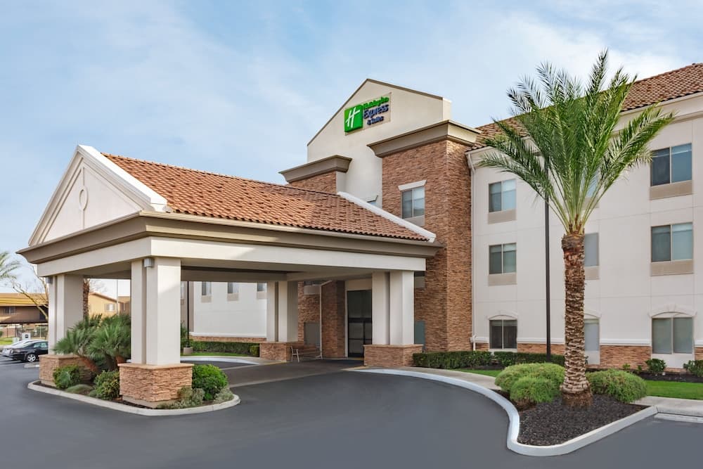 Holiday Inn Express Hotel & Suites Merced by IHG gallery photo in Merced, CA — image 4