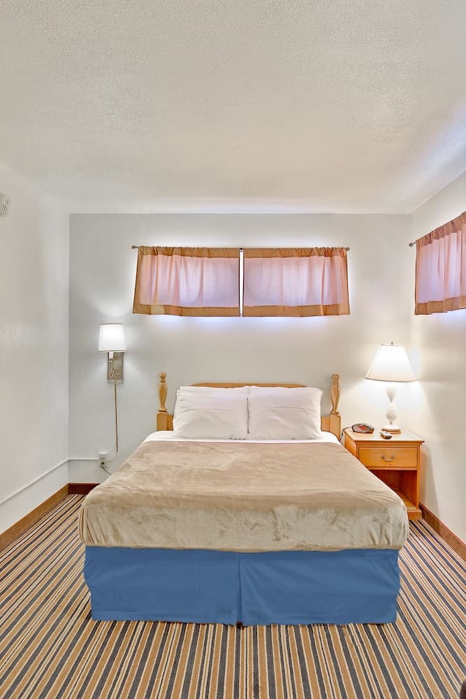 Blue Mountain Hotel property views in Dayton, WA — gallery photo 3