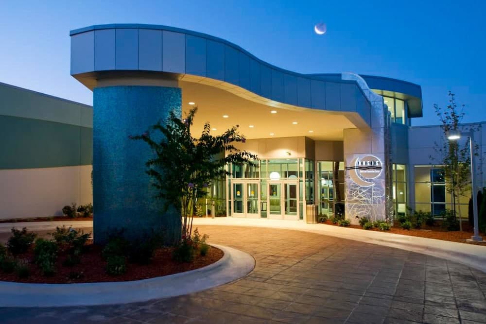 Oasis Hotel and Conv Center, an Ascend Collection Hotel exterior or lobby in Springfield, MO — main listing photo