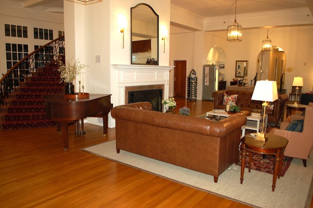 Mimslyn Inn Historic Hotels Of America gallery photo in Luray, VA — image 52