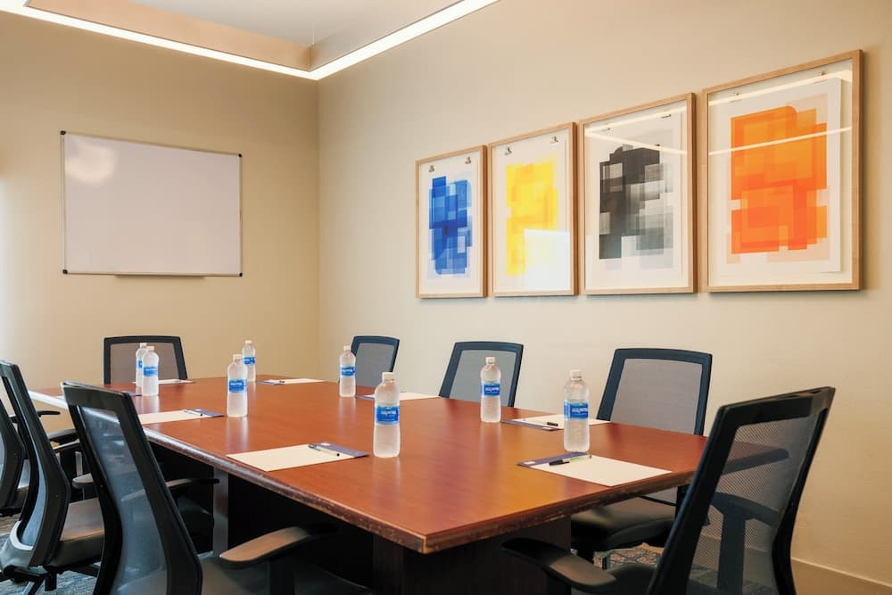 Holiday Inn Express Burlington by IHG gallery photo in Burlington, NC — image 50