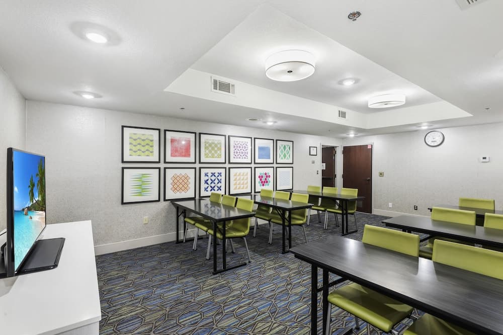 Holiday Inn Express Harlingen by IHG gallery photo in Harlingen, TX — image 45