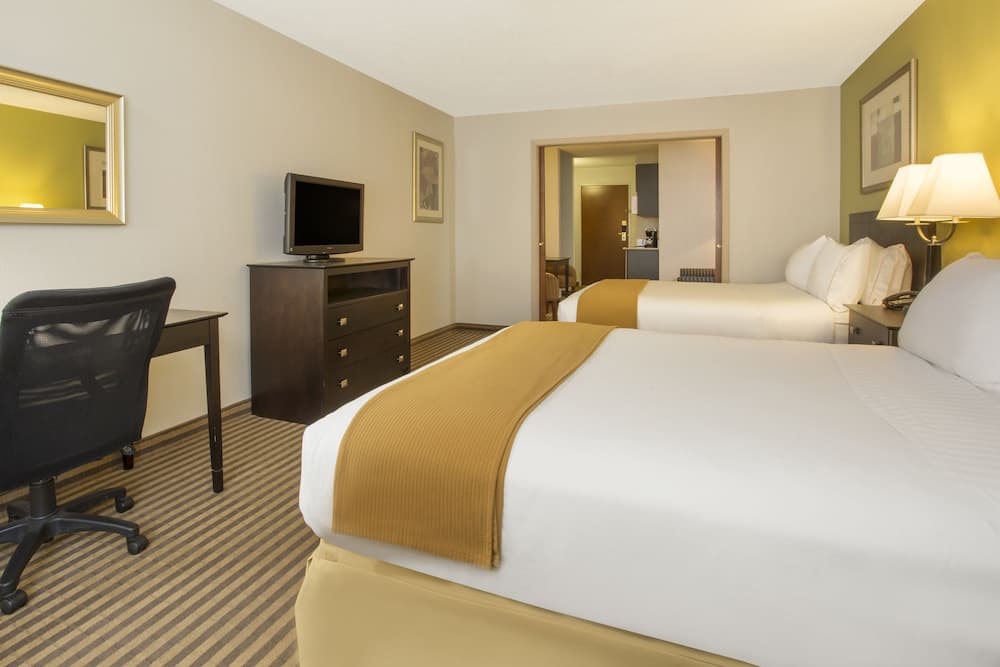 Kalamazoo Hotel and Suites gallery photo in Kalamazoo, MI — image 23
