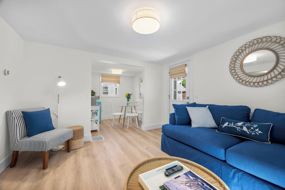 Marina Bay Cottages gallery photo in Waterford — image 27