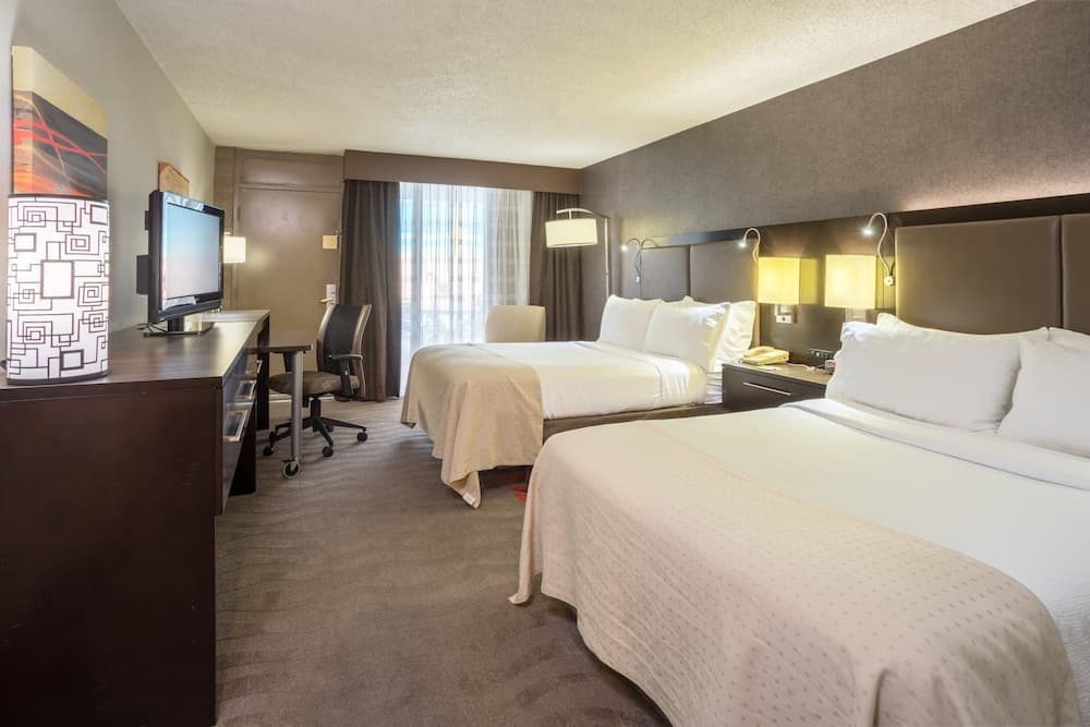 Holiday Inn Harrisburg - Hershey Area, I-81 by IHG gallery photo in Grantville, PA — image 58