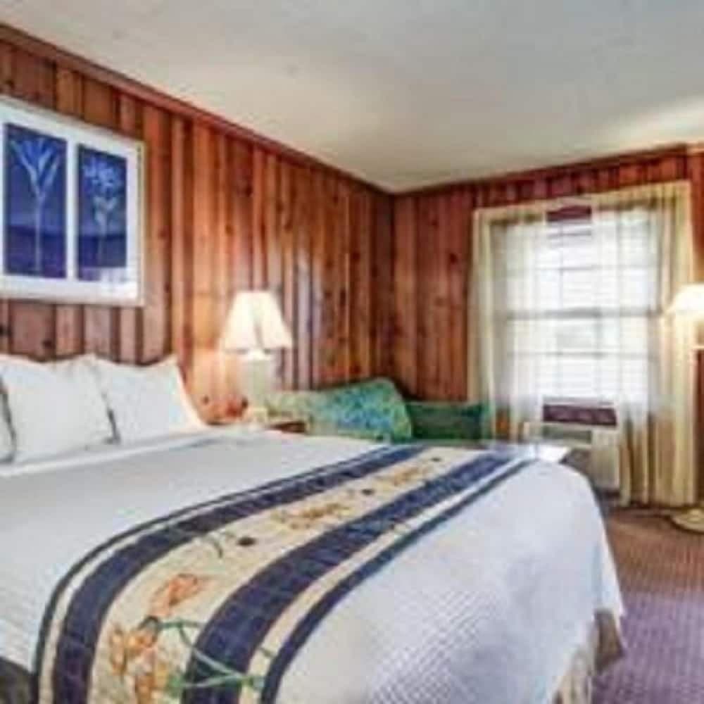 Potomac River Motel featured exterior or lobby in Hancock, MD — similar hotel