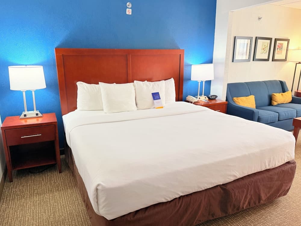 Comfort Suites Near Casinos Norwich-Uncasville CT gallery photo in Norwich, CT — image 19