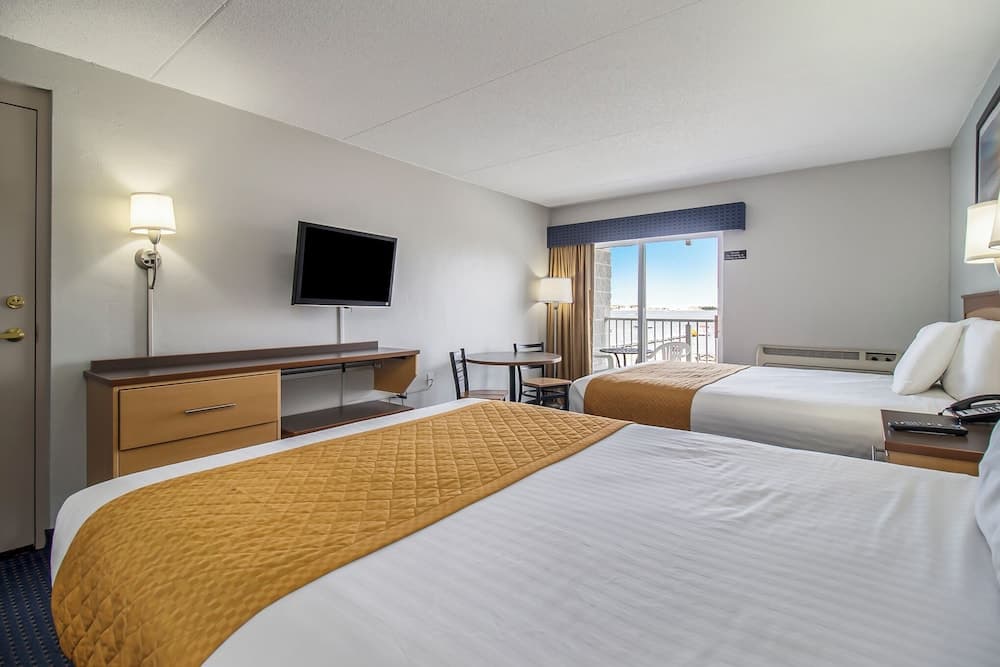 Dunes Waterfront Resort gallery photo in Mears, MI — image 66
