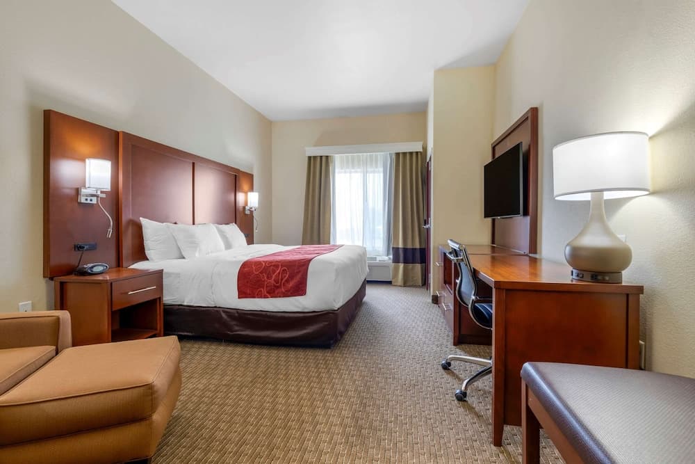 Comfort Suites Copperas Cove gallery photo in Copperas Cove, TX — image 4
