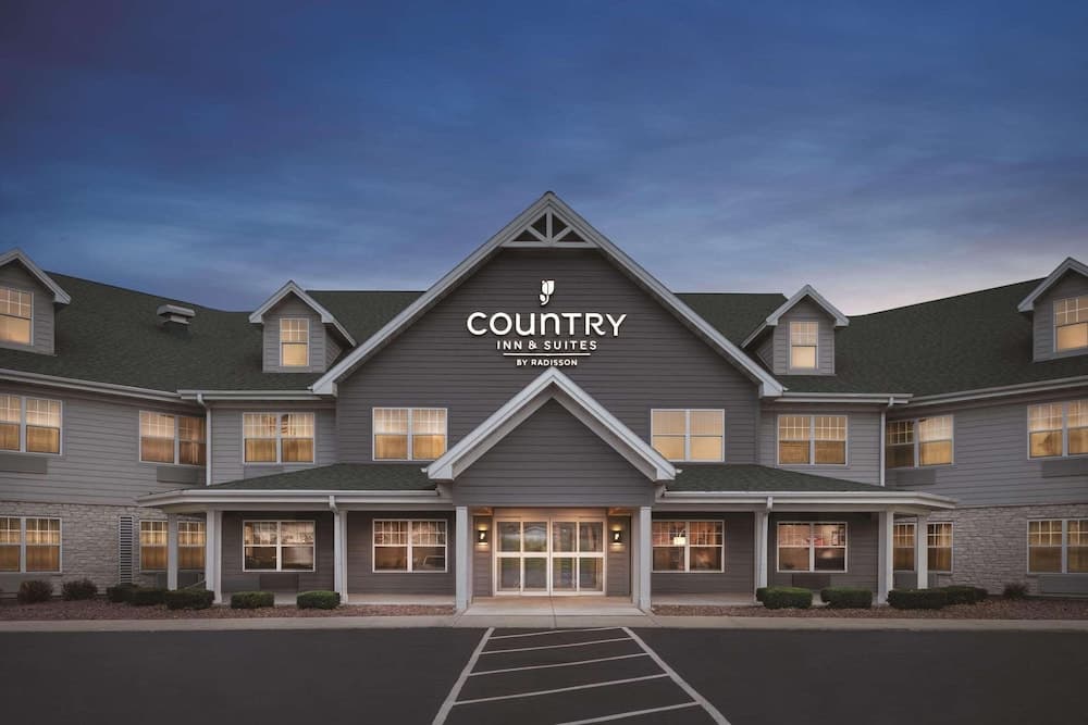 Country Inn & Suites by Radisson, Germantown, WI featured exterior or lobby in Village of Germantown, WI — similar hotel