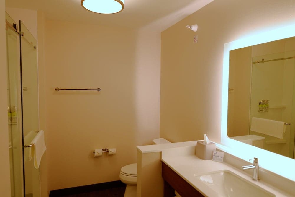 Holiday Inn Express & Suites Onalaska La Crosse Area by IHG gallery photo in Onalaska, WI — image 19