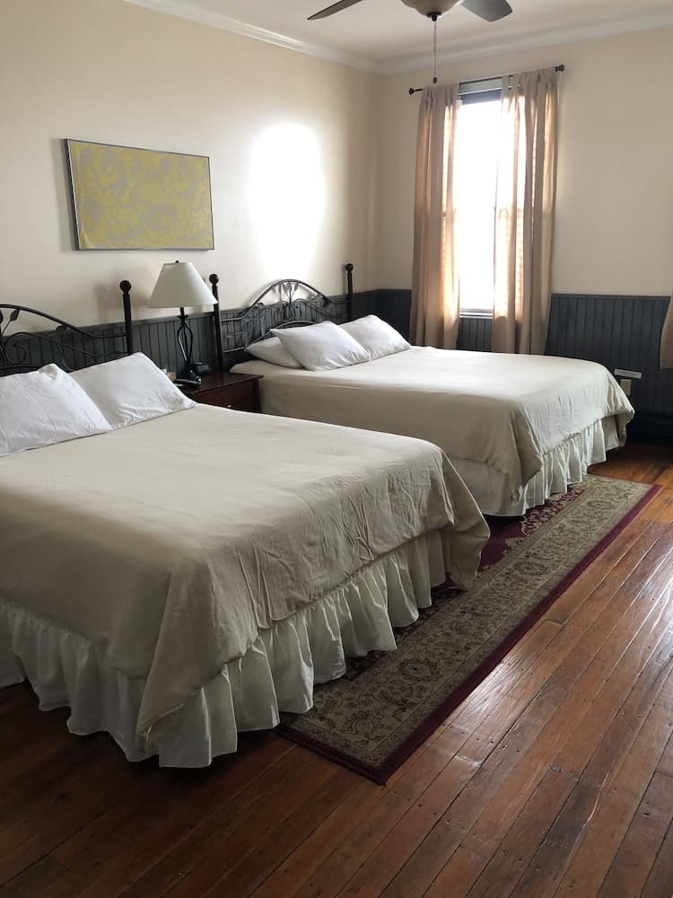 Water Street Inn interior in Block Island — gallery photo 2
