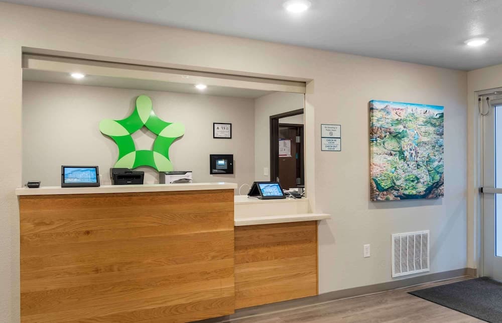 Extended Stay America Suites - Tampa - Casino Area interior in Tampa, FL — gallery photo 2