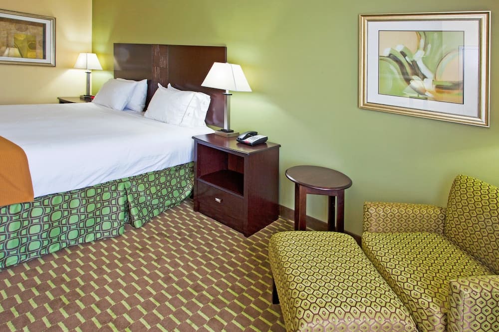Holiday Inn Express Hotel & Suites Saint Augustine North by IHG property views in St. Augustine, FL — gallery photo 3
