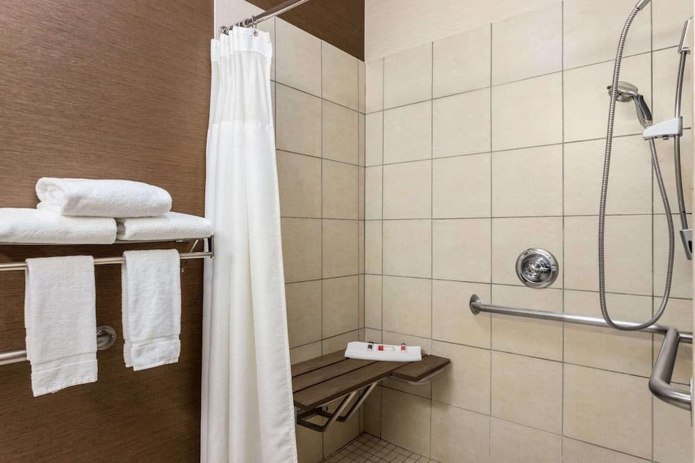 Baymont by Wyndham Tulsa property views in Tulsa, OK — gallery photo 3