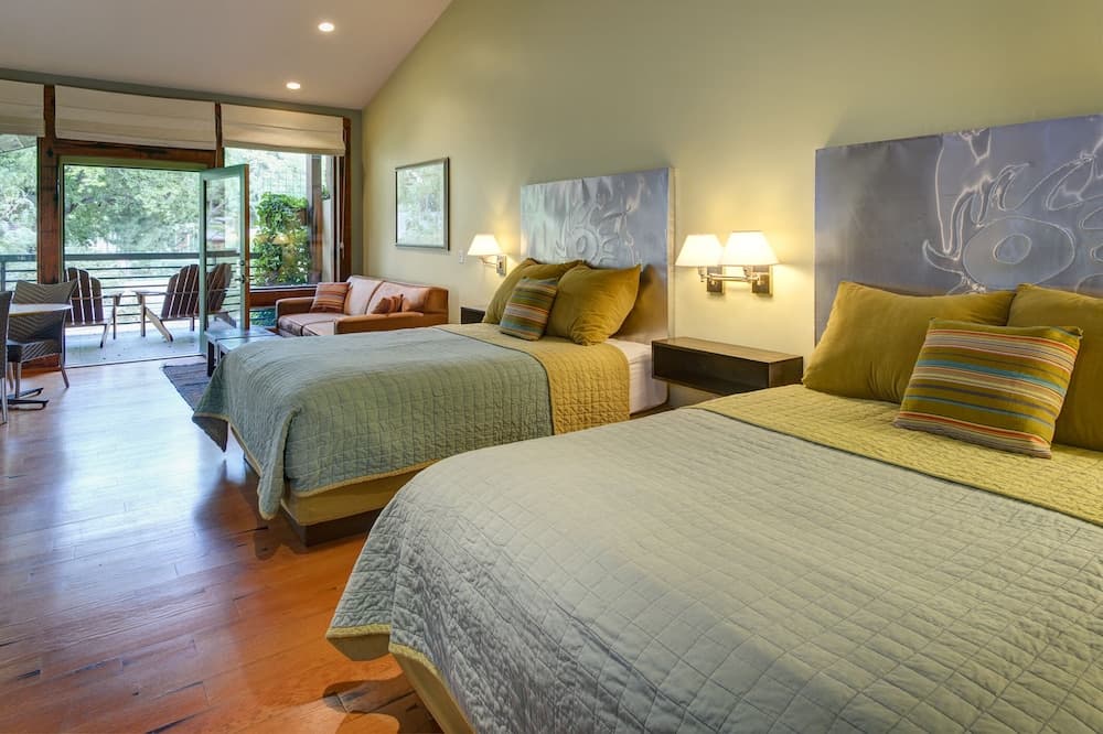 Desert Pearl Inn interior in Springdale, UT — gallery photo 2