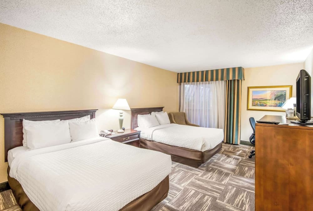 Clarion Inn Grand Junction gallery photo in Grand Junction, CO — image 45