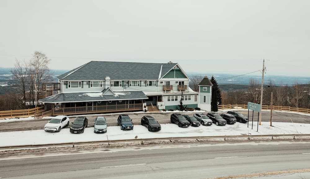 The Perch Hotel — hotel in Wall, South Dakota