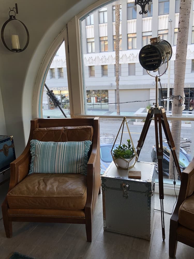 The Historic Broadlind Hotel at Long Beach Convention Center interior in Long Beach, CA — gallery photo 2