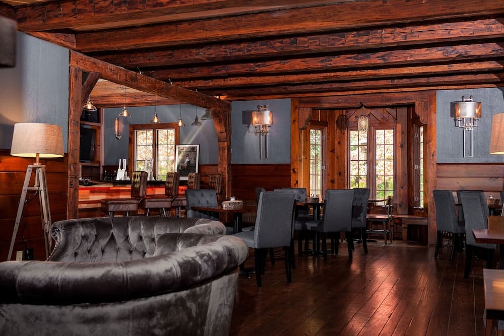 The Brewery Lodge Hotel gallery photo in Michigan City, IN — image 10