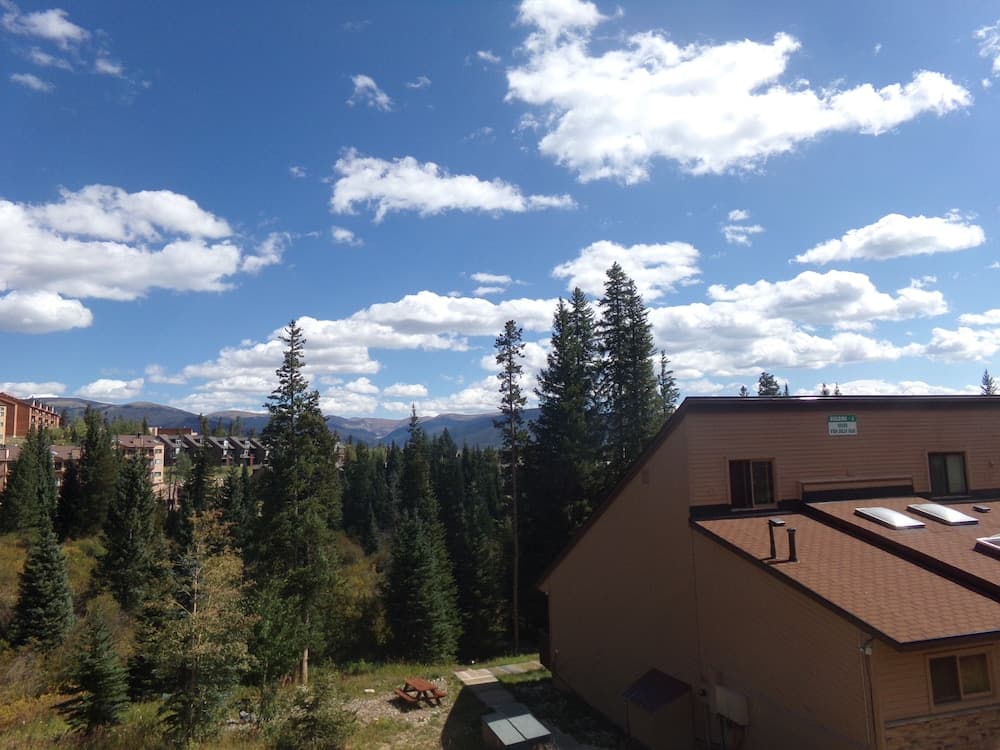 Buffalo Ridge 2 Bed Loft featured exterior or lobby in Silverthorne, CO — similar hotel