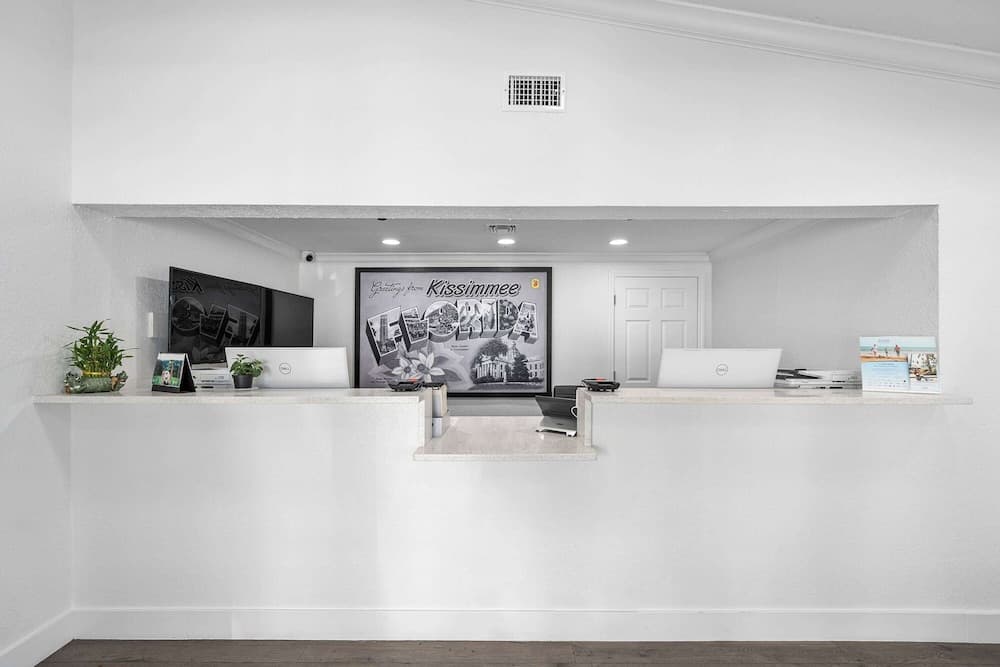 Super 8 by Wyndham Kissimmee/Orlando interior in Kissimmee, FL — gallery photo 2