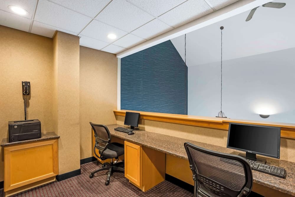 Surestay Studio By Best Western Paradise Lancaster County gallery photo in Paradise — image 19