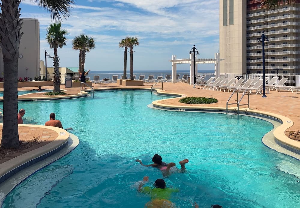 Laketown Wharf by Emerald View Resorts interior in Panama City Beach, FL — gallery photo 2