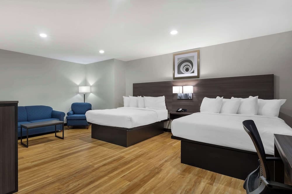 Best Western Mystic Hotel property views in Mystic, CT — gallery photo 3