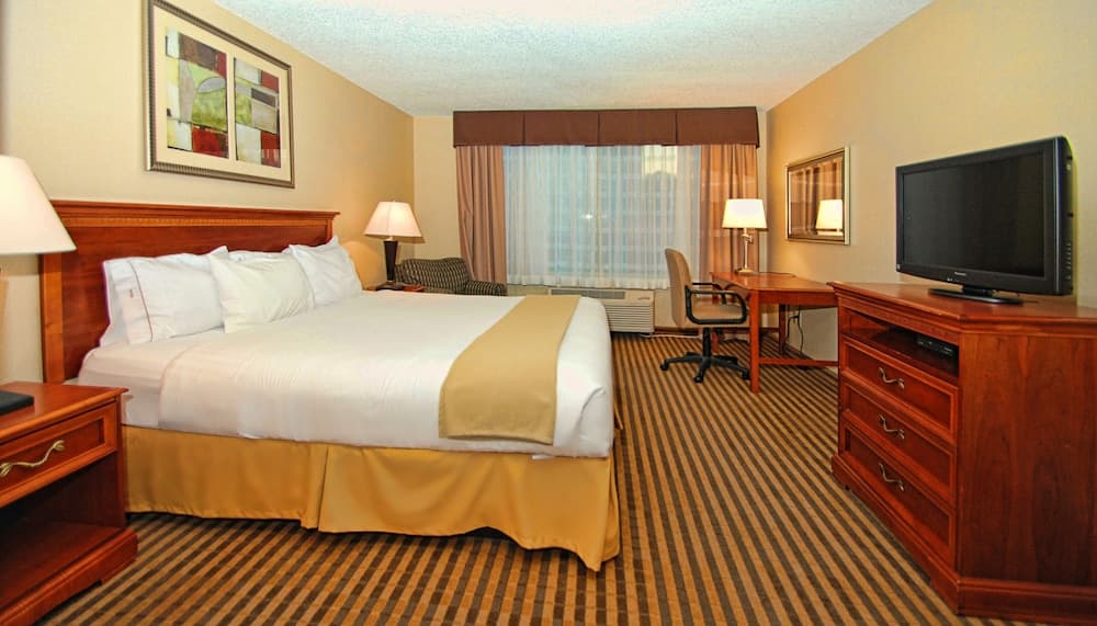 Kalamazoo Hotel and Suites gallery photo in Kalamazoo, MI — image 37