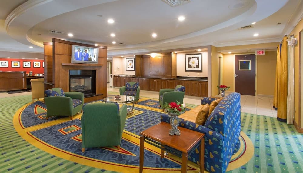 Studios and Suites 4 Less Gum Road property views in Chesapeake, VA — gallery photo 3