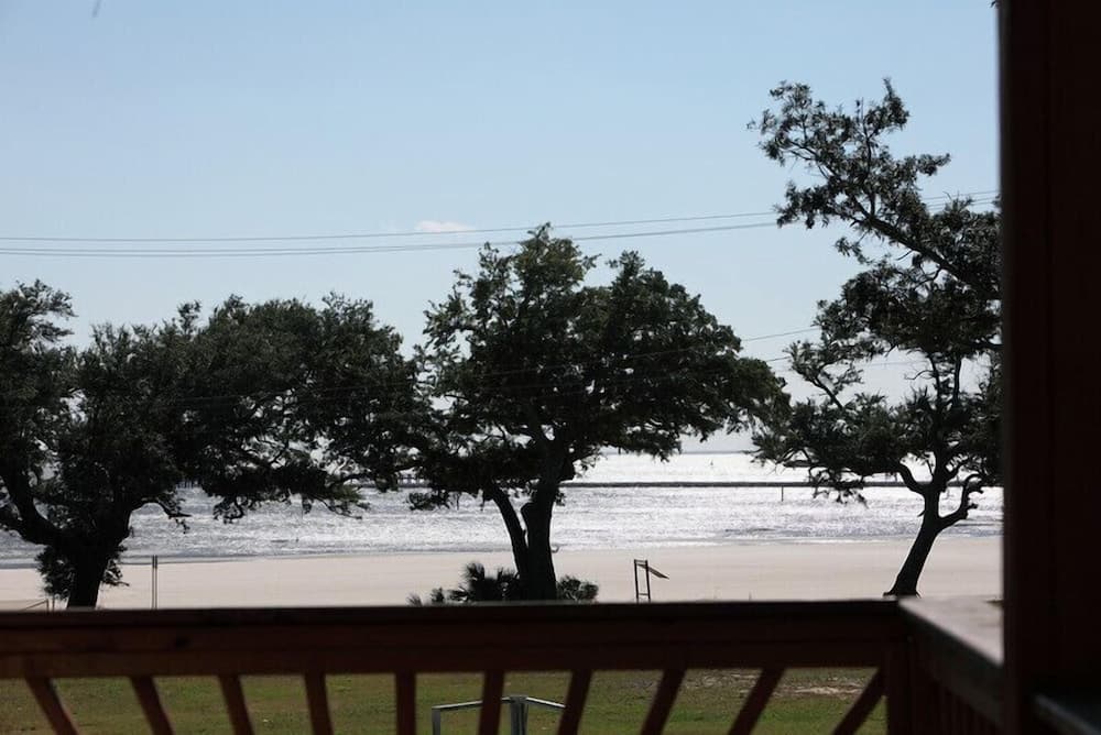 The Almanett Hotel gallery photo in Gulfport, MS — image 6