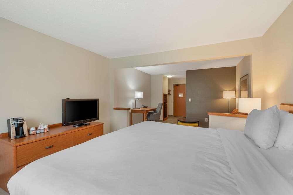 Comfort Inn & Suites Zanesville City Center gallery photo in Zanesville, OH — image 17