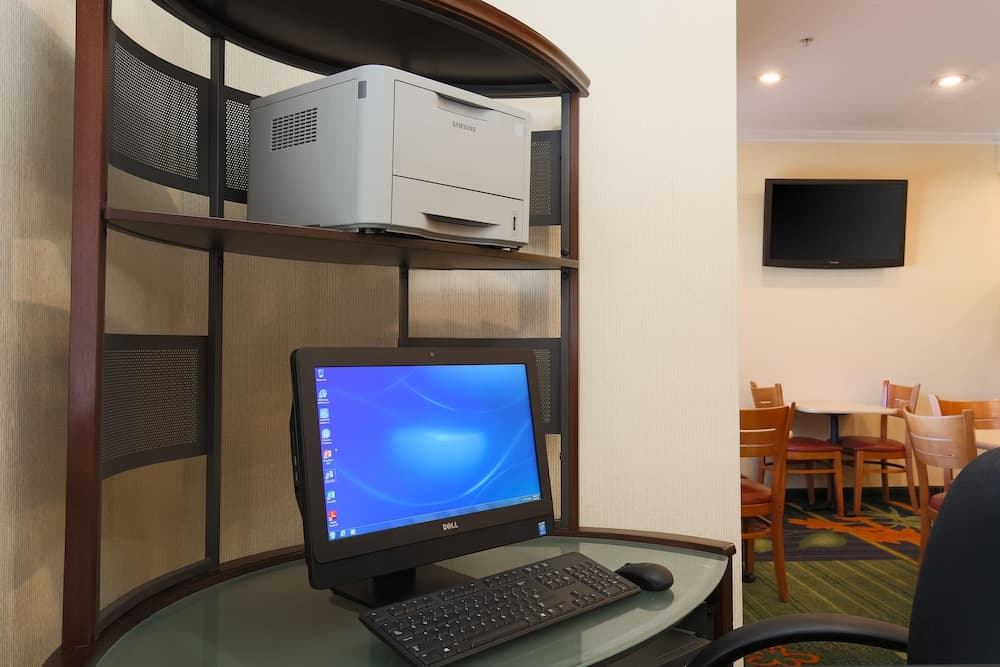 Comfort Inn & Suites Zanesville City Center gallery photo in Zanesville, OH — image 18