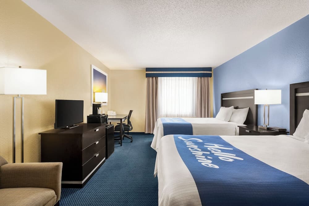 The Cayuga Inn at the Finger Lakes featured exterior or lobby in Auburn, NY — similar hotel