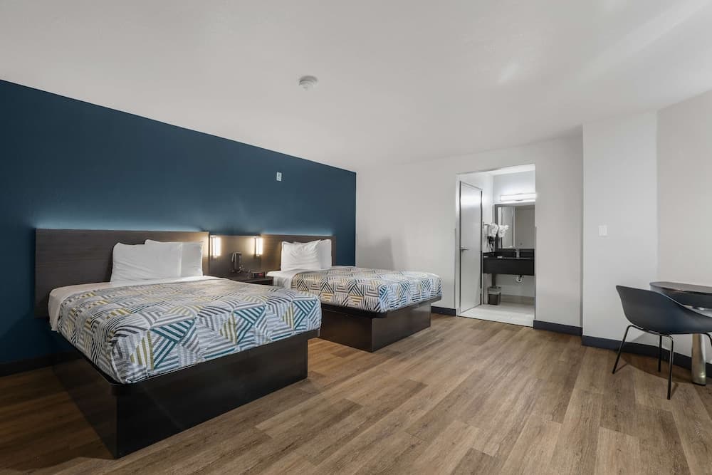 Studio 6 Suites Escondido, CA gallery photo in Escondido, CA — image 16